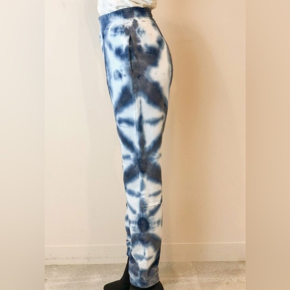 R.G. Kane Women Tie Dye Sweatpants Blue Indigo USA Joggers small 

Size Small - Picture 2 of 13